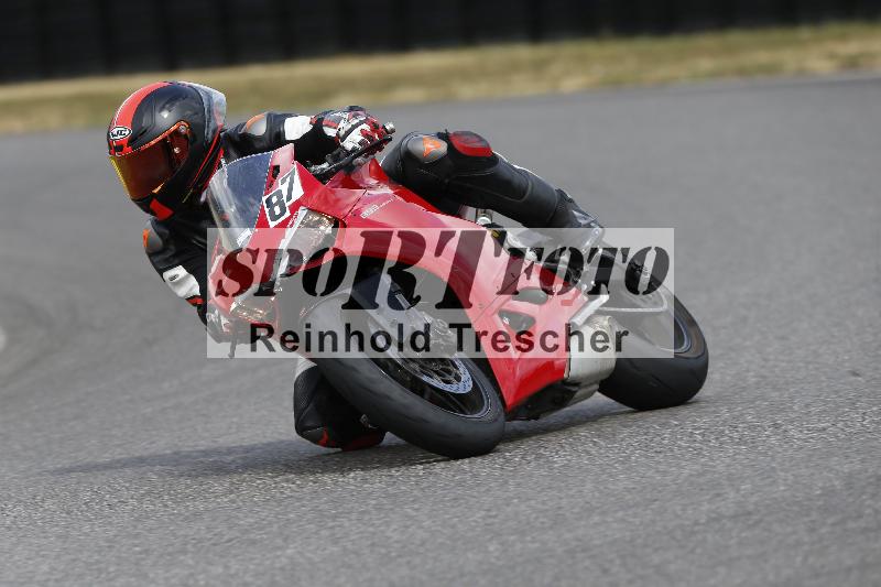 /32 07.07.2025 Plüss Moto Sport ADR/Freies Fahren/87
